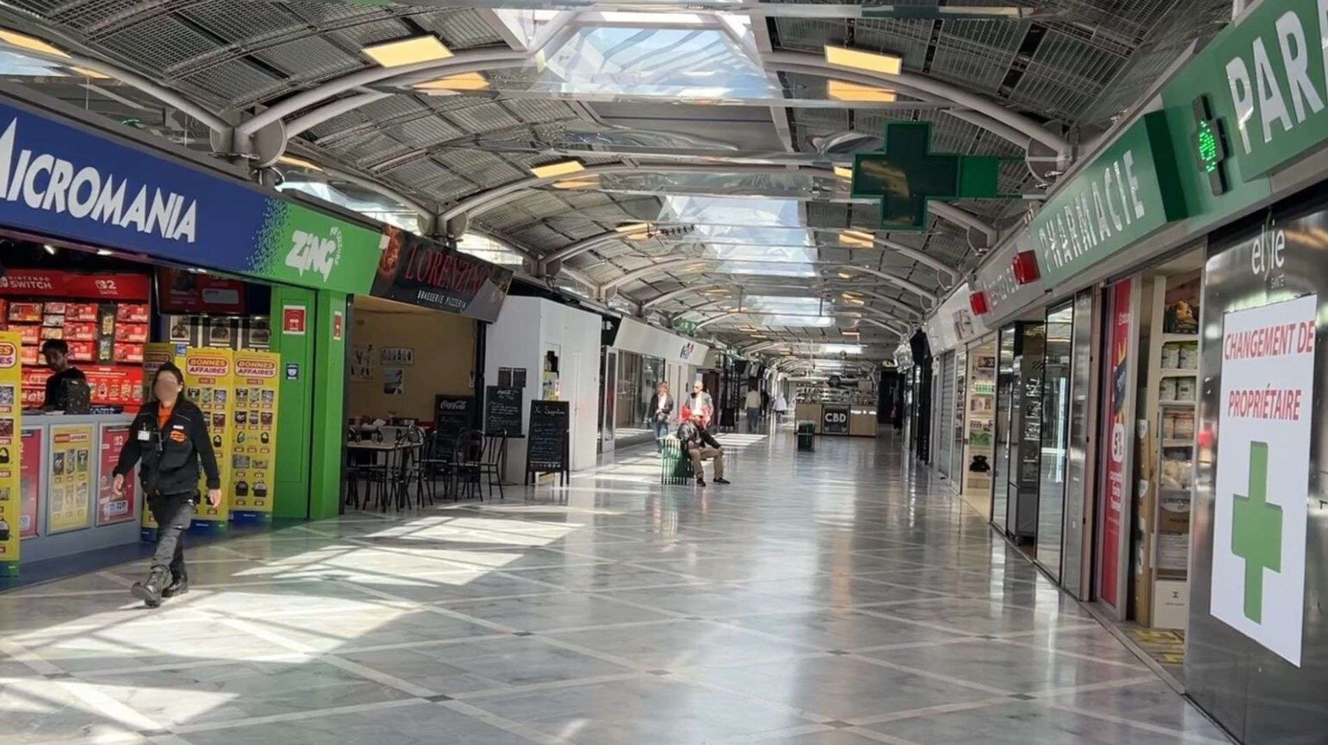 Auchan Martigues: sports store, return of the carousel and major makeover, the director unveils his revival strategy