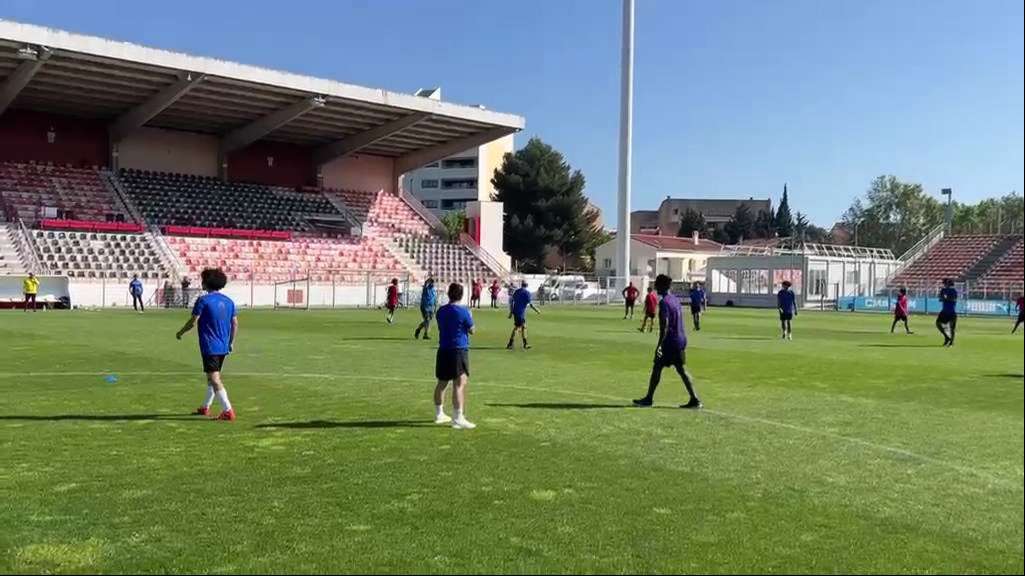 Un torneo de fútbol para acercar a la juventud y la policía en Martigues